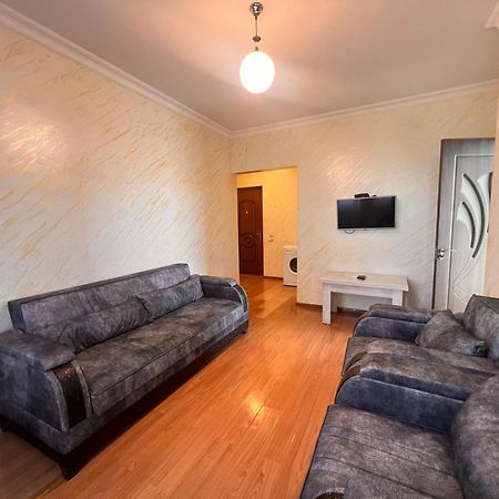 Apartments Nita 巴统 外观 照片