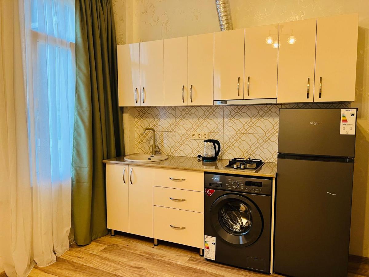 Apartments Nita 巴统 外观 照片