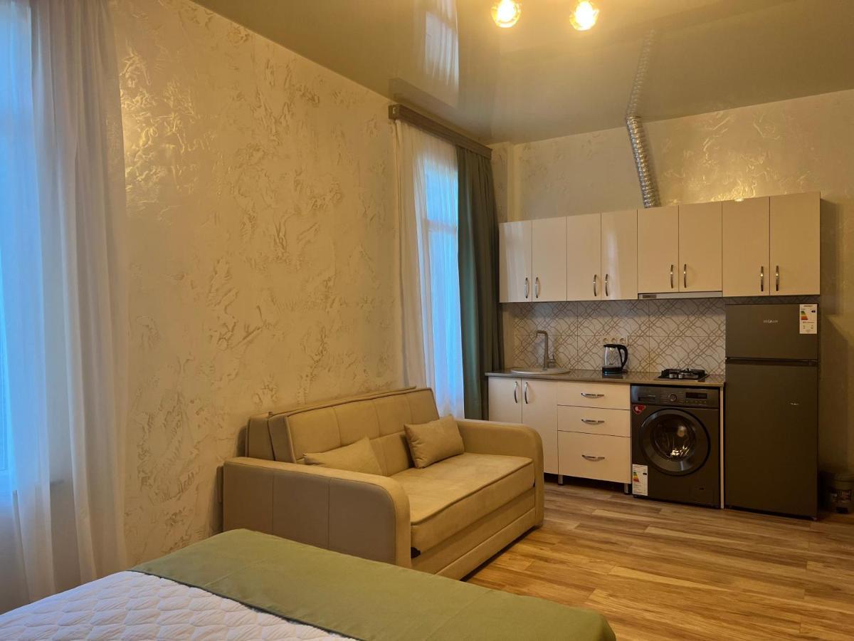 Apartments Nita 巴统 外观 照片