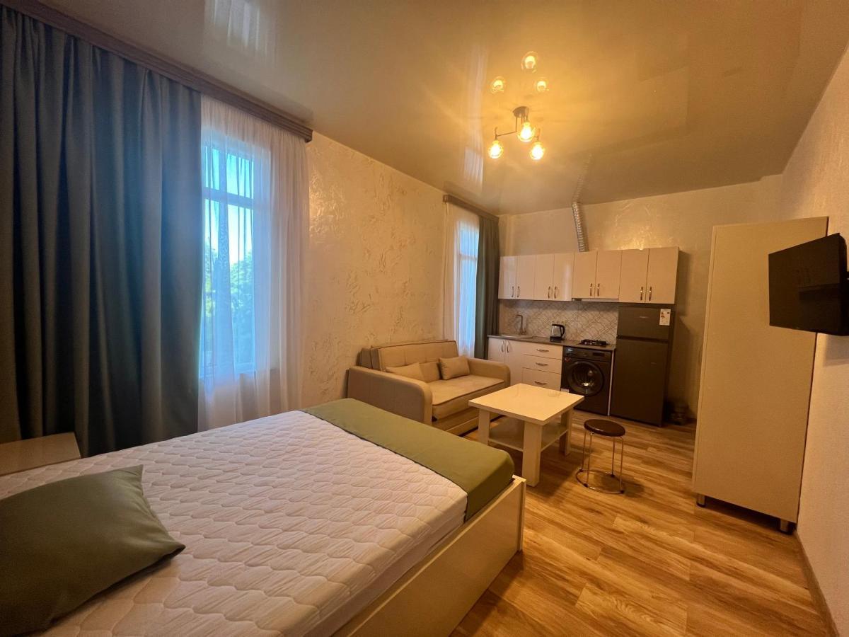 Apartments Nita 巴统 外观 照片