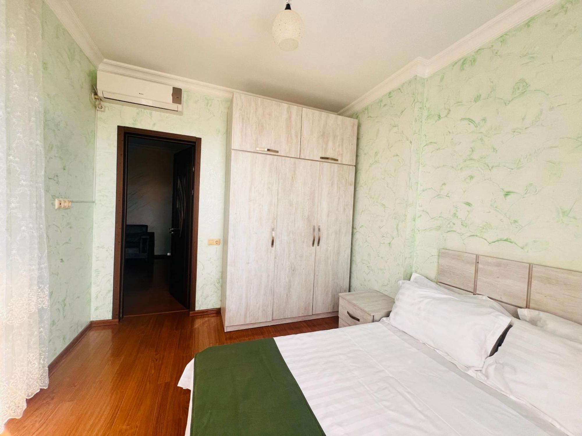 Apartments Nita 巴统 外观 照片