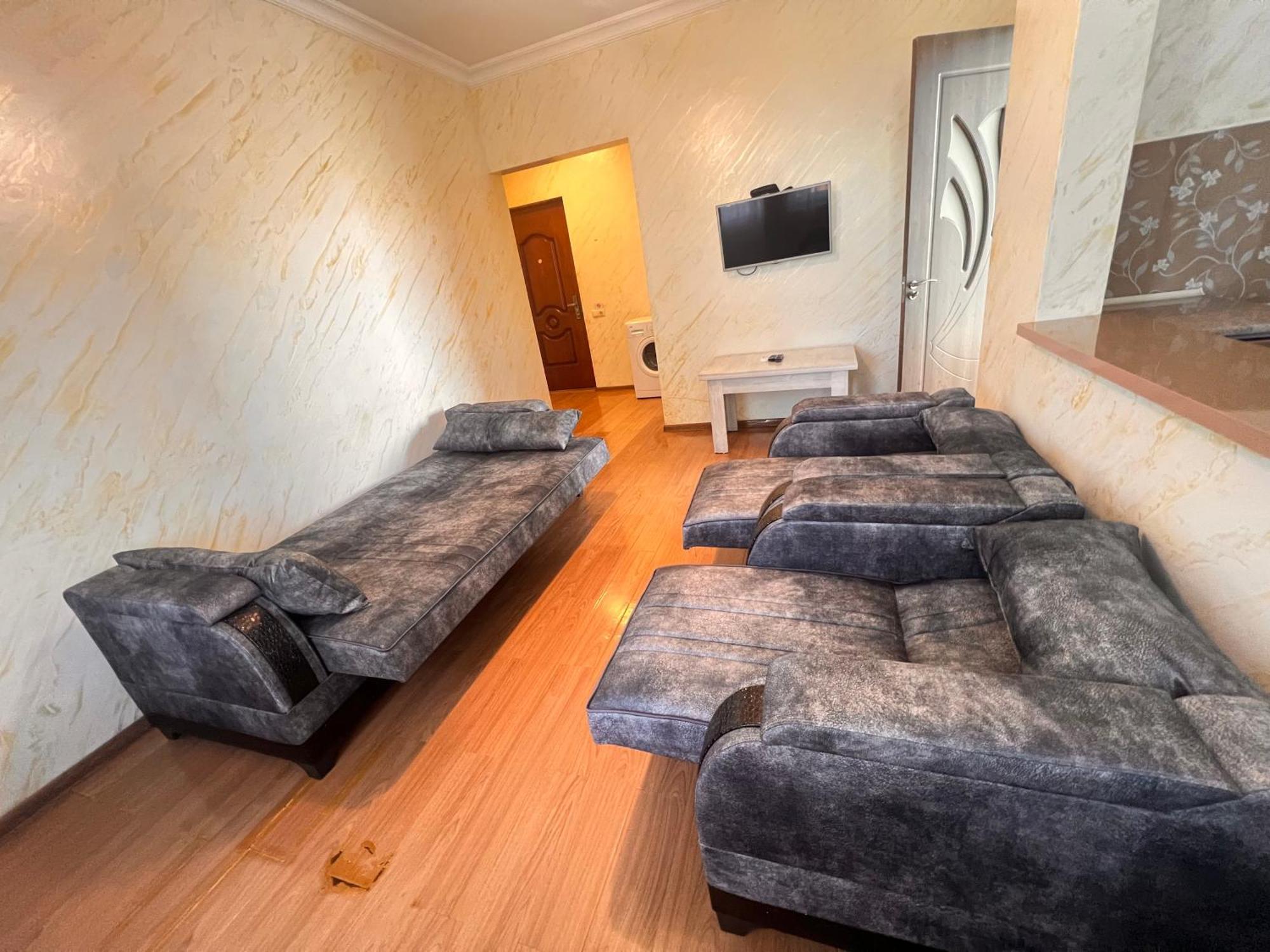 Apartments Nita 巴统 外观 照片
