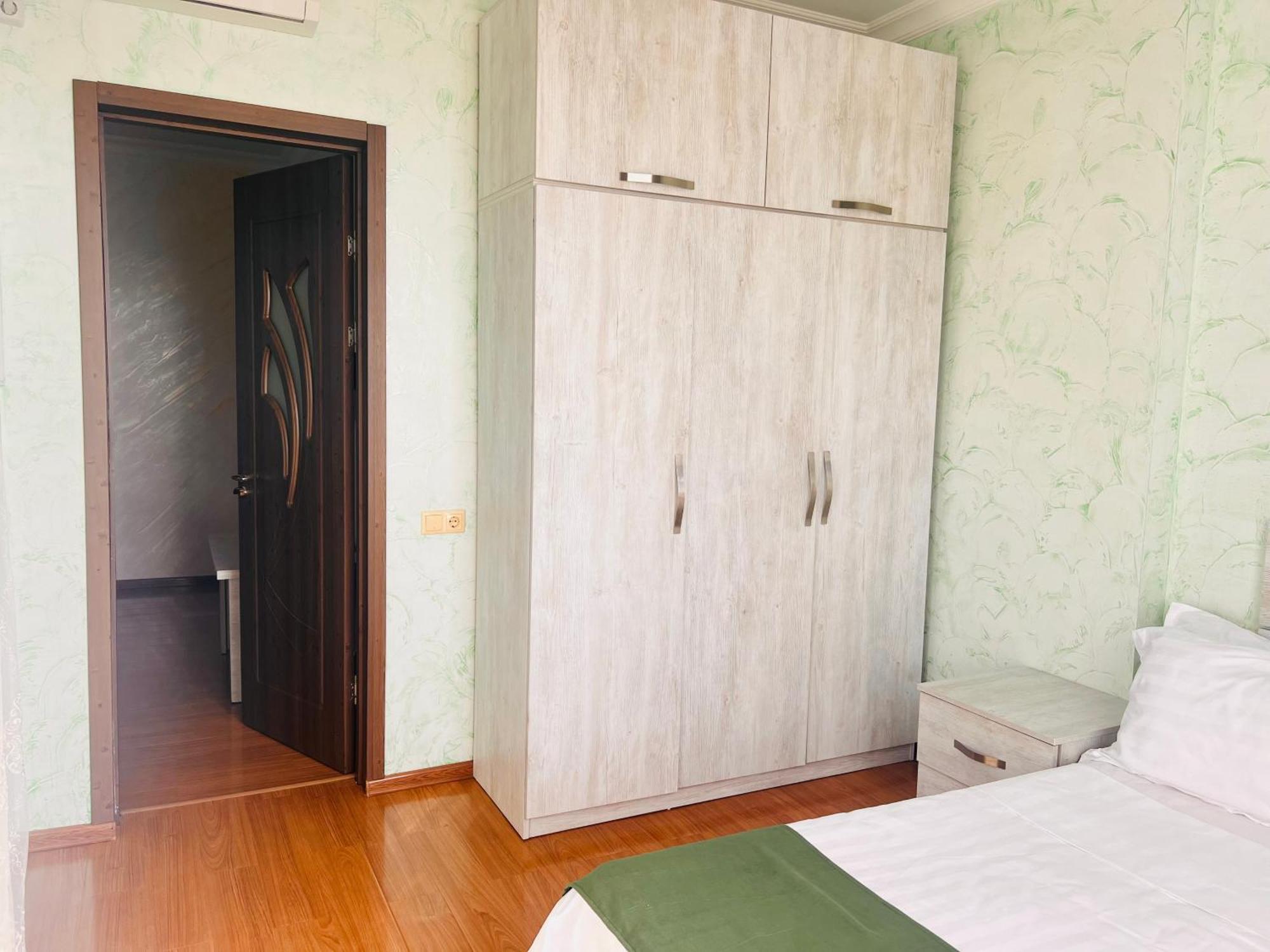 Apartments Nita 巴统 外观 照片